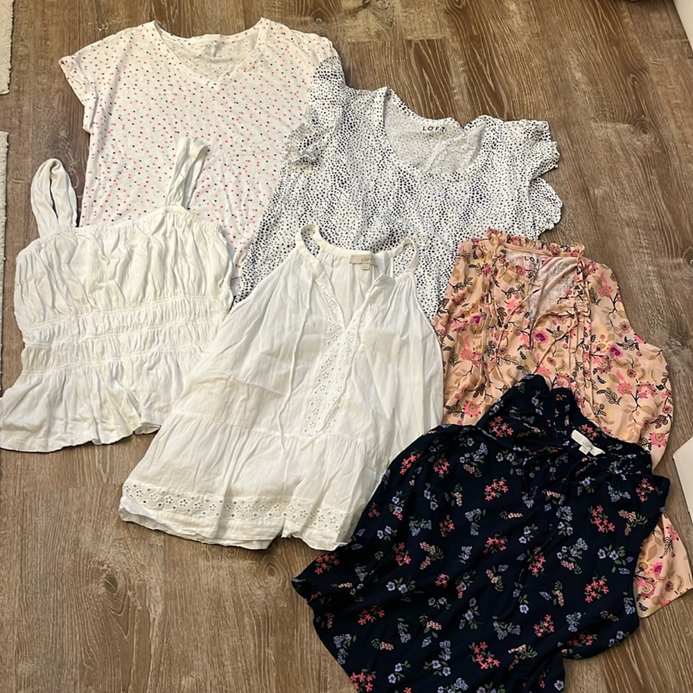 Bundle of 6 L-XL Loft shirts